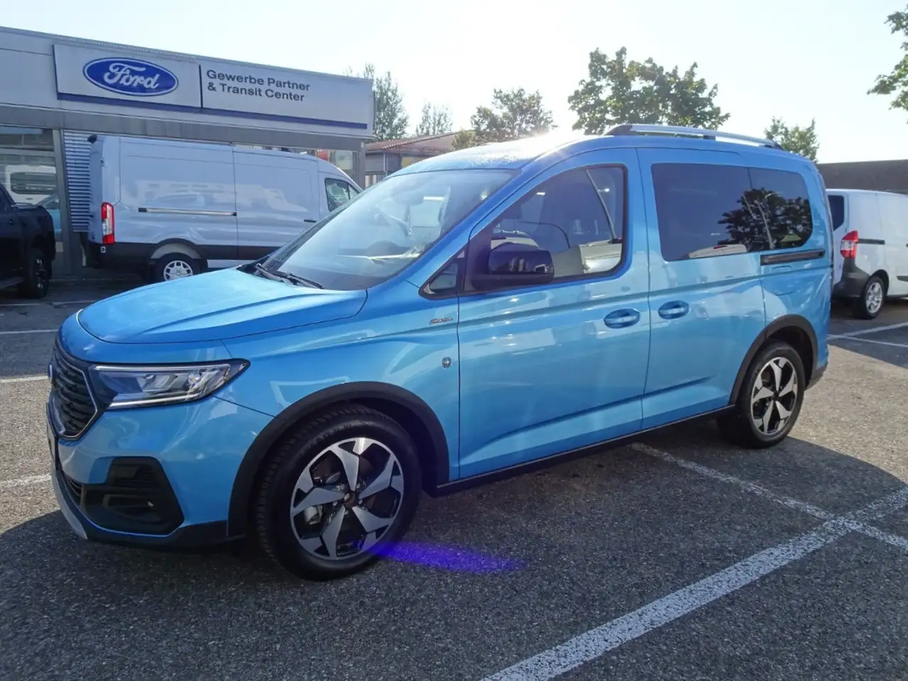 Ford Tourneo 6