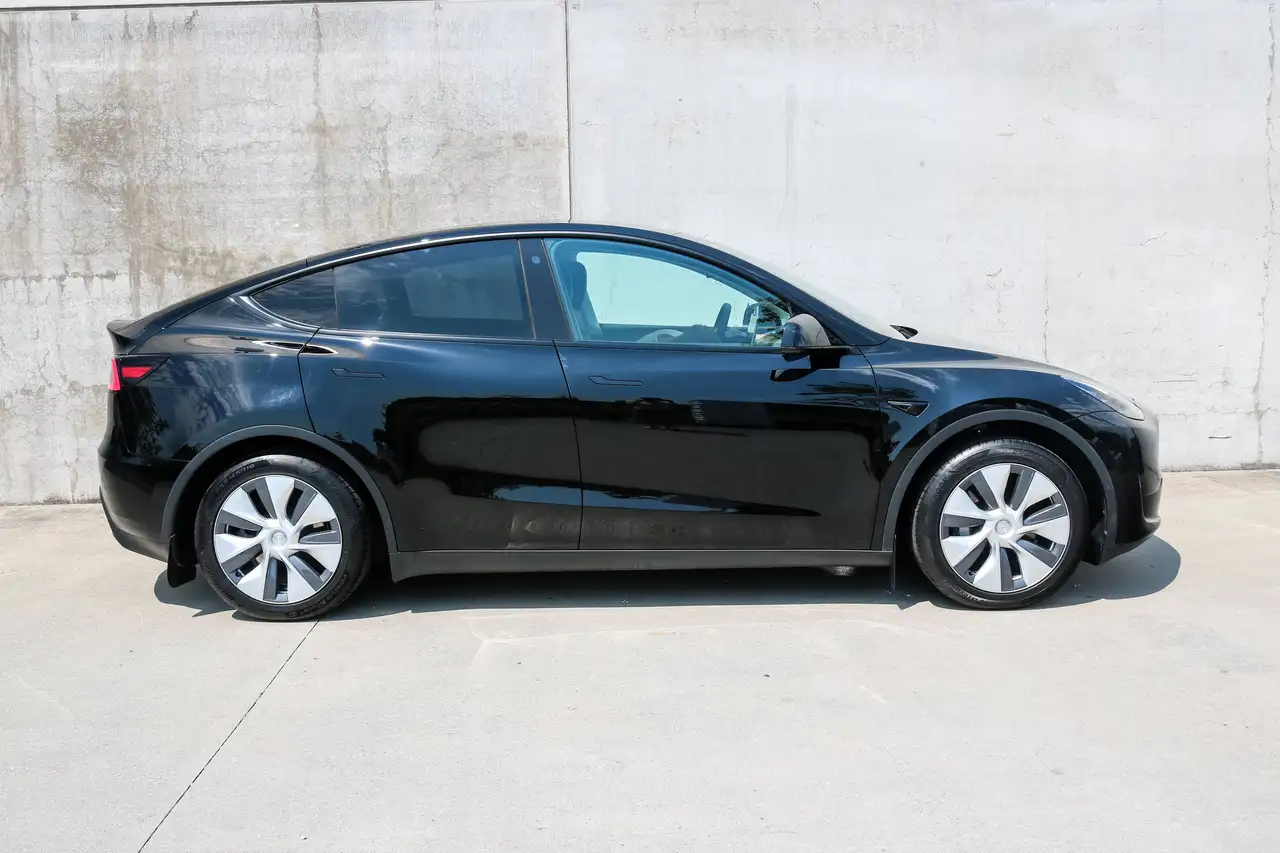 Tesla Model 6