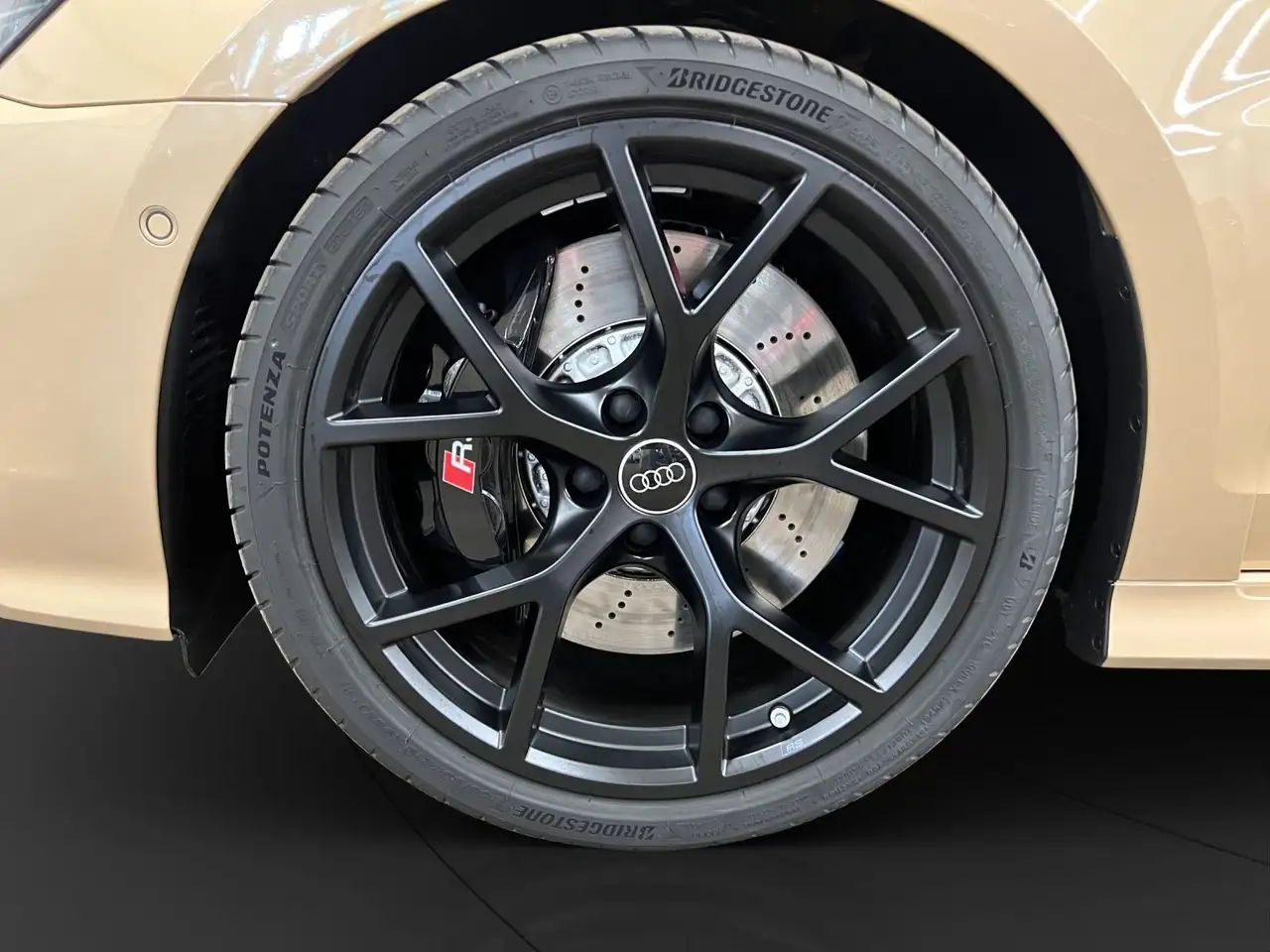 Audi RS3 11