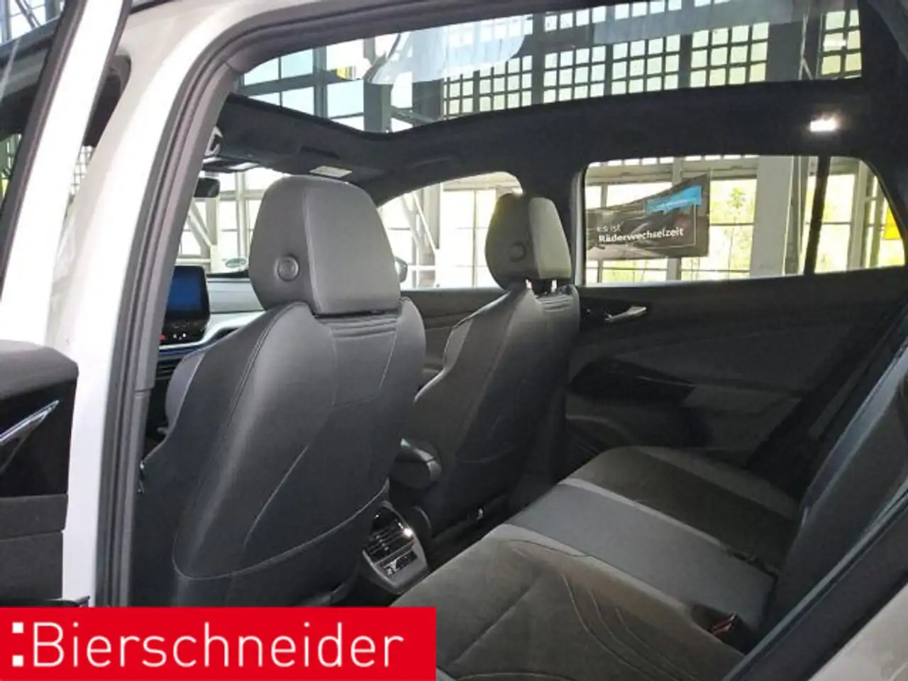 Volkswagen ID.4 5