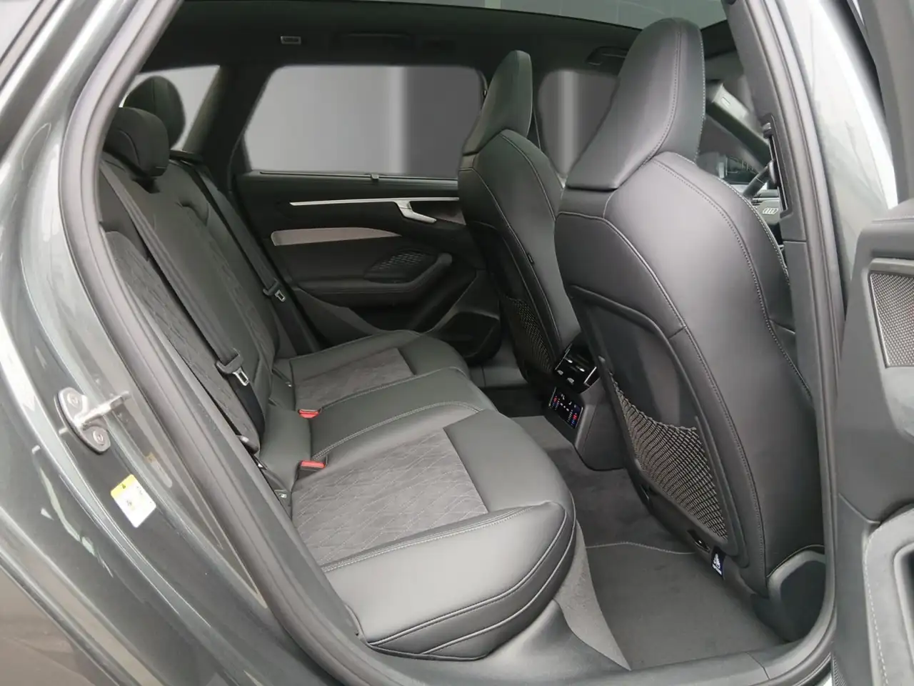 Audi A6 10