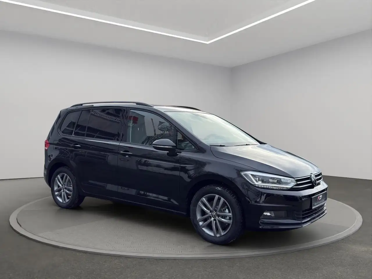 Volkswagen Touran 3