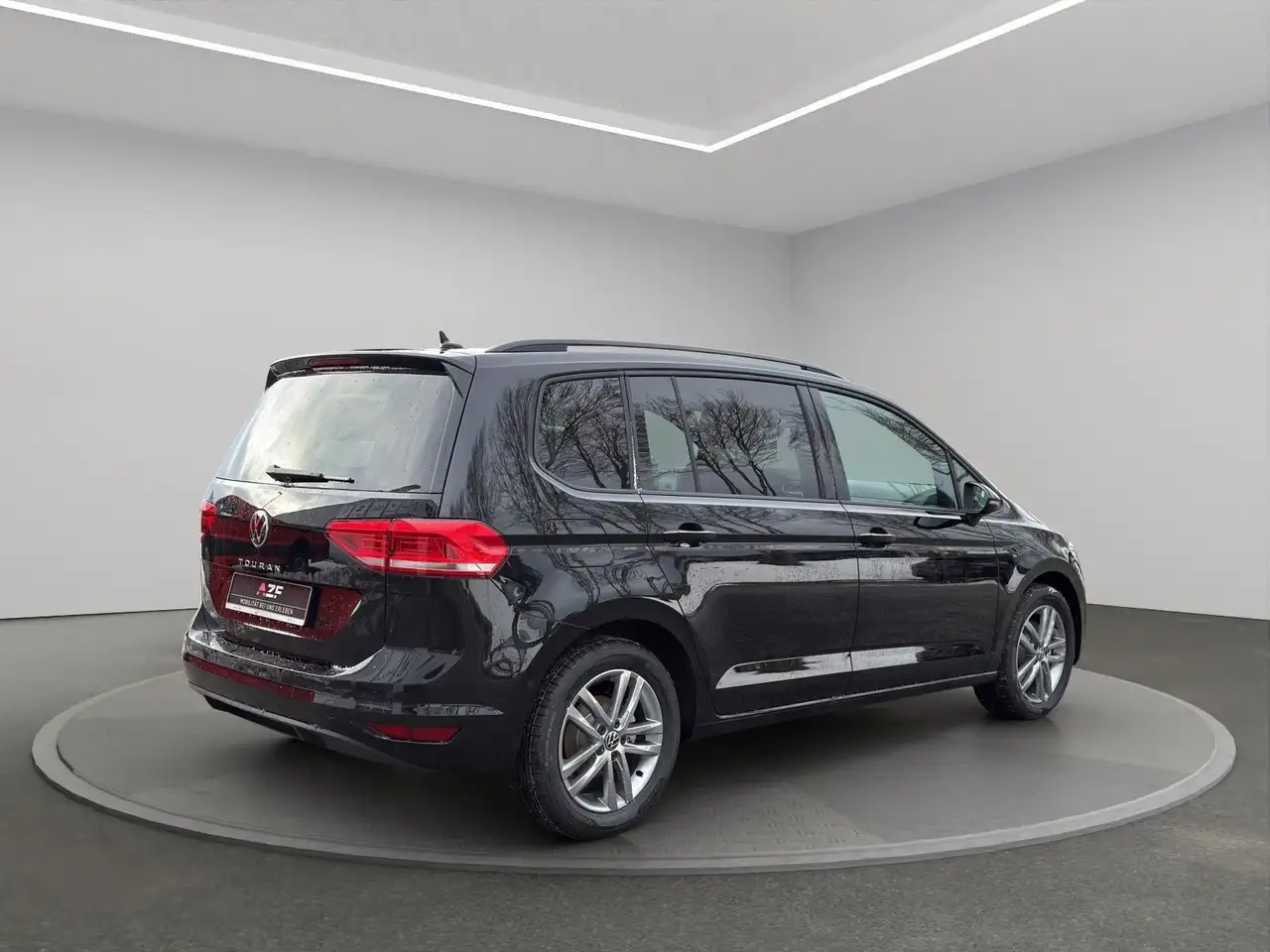 Volkswagen Touran 4