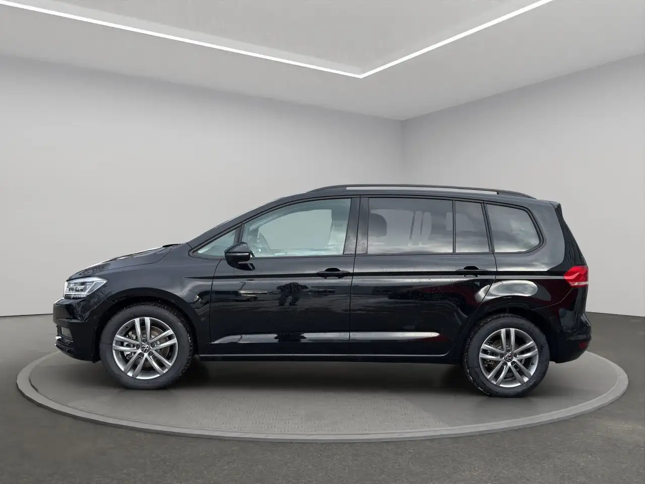 Volkswagen Touran 5