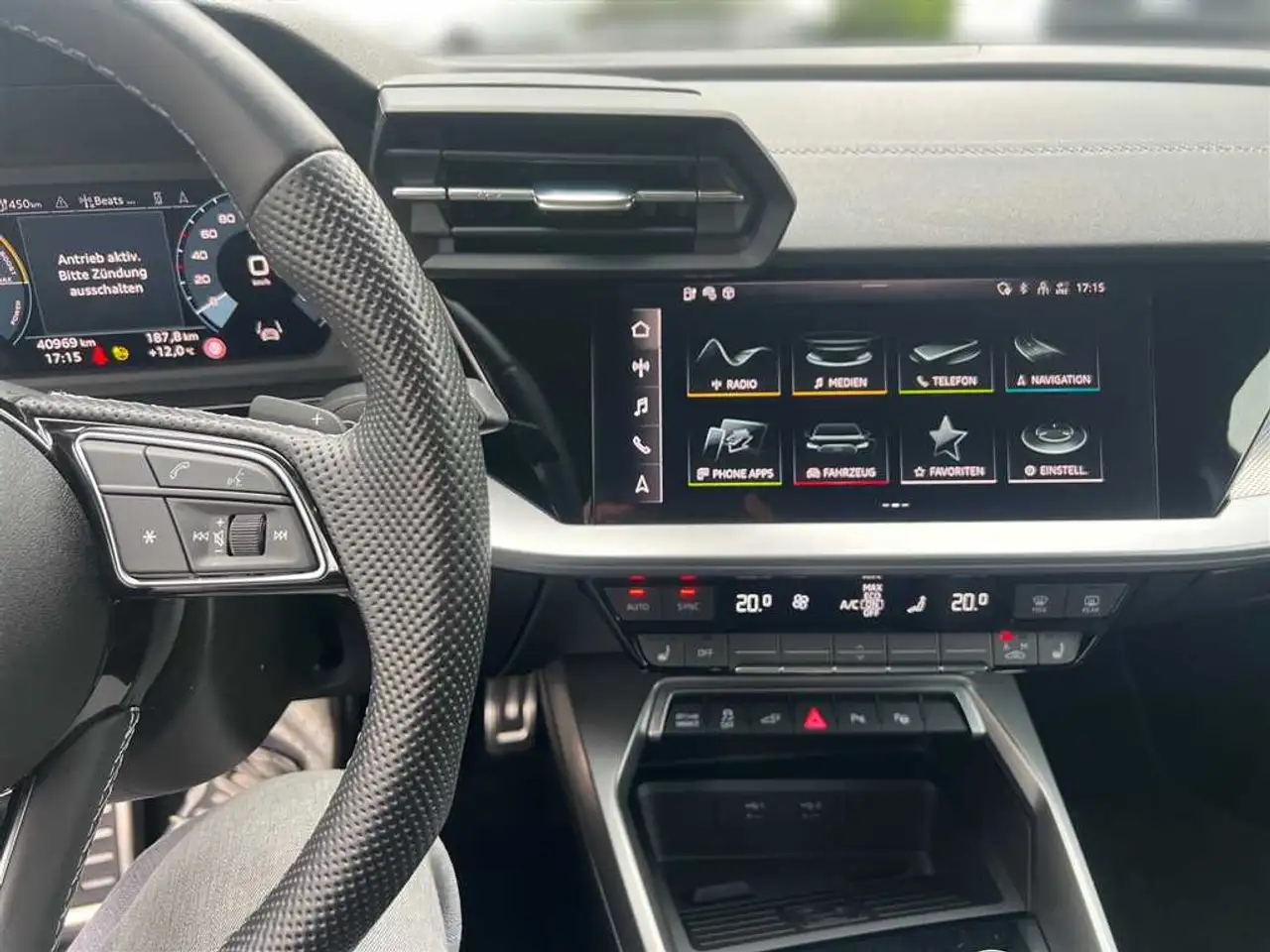 Audi A3 40 10