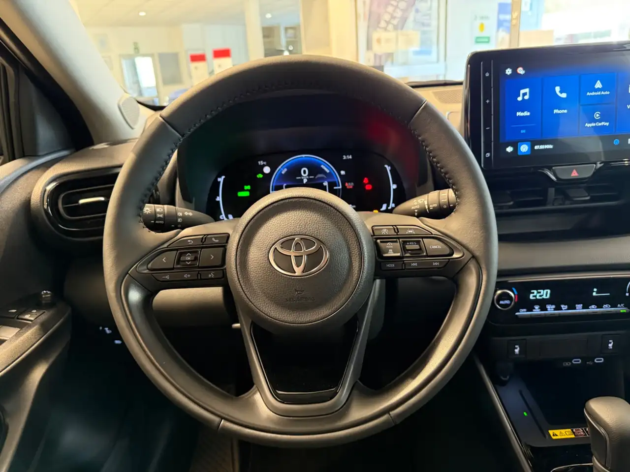 Toyota Yaris 9