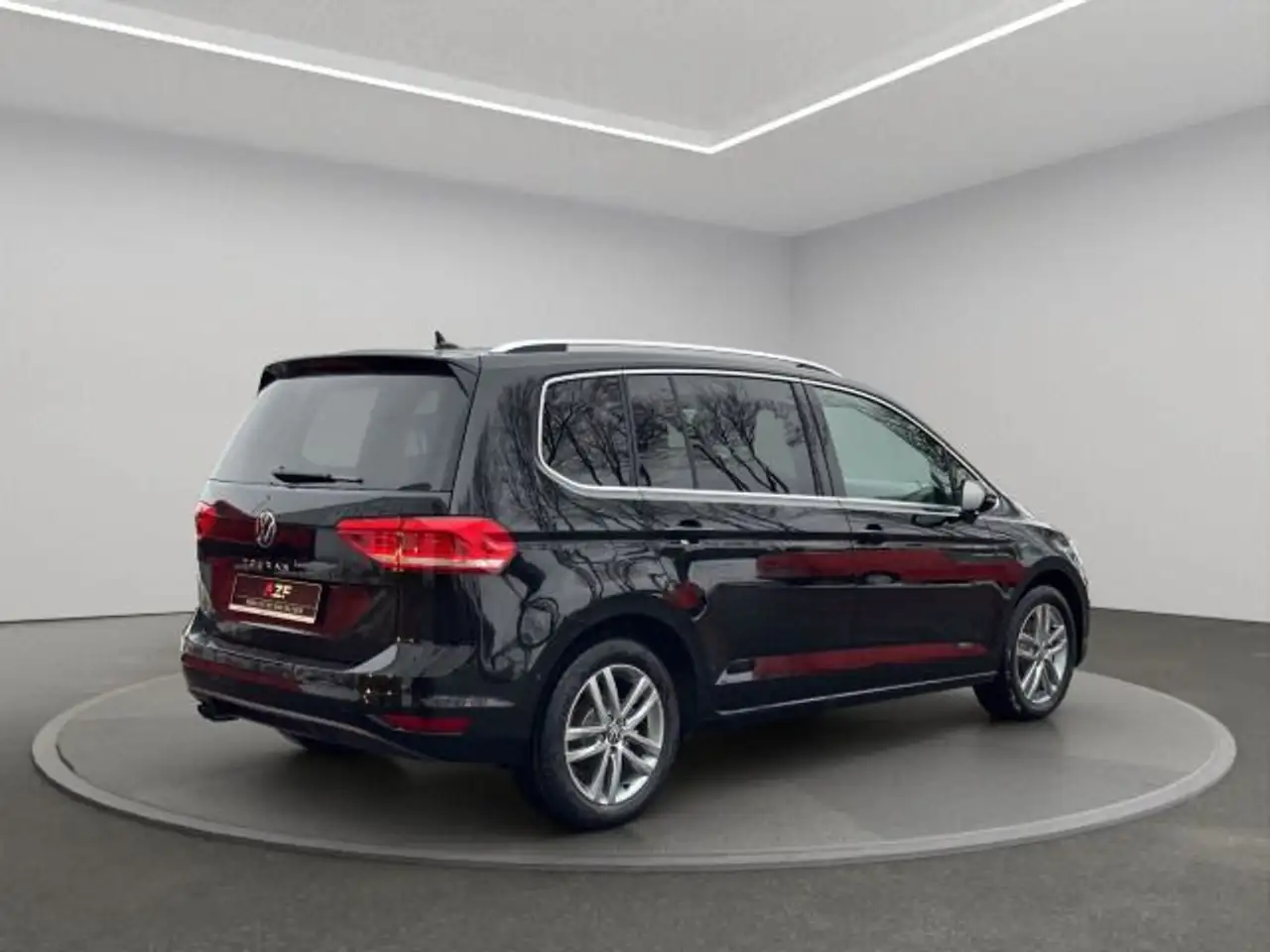 Volkswagen Touran 4