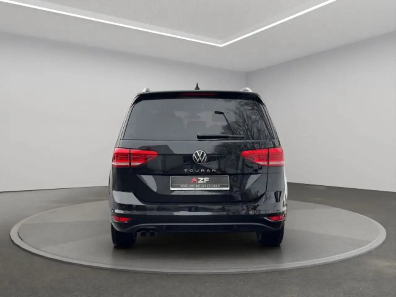 Volkswagen Touran 7