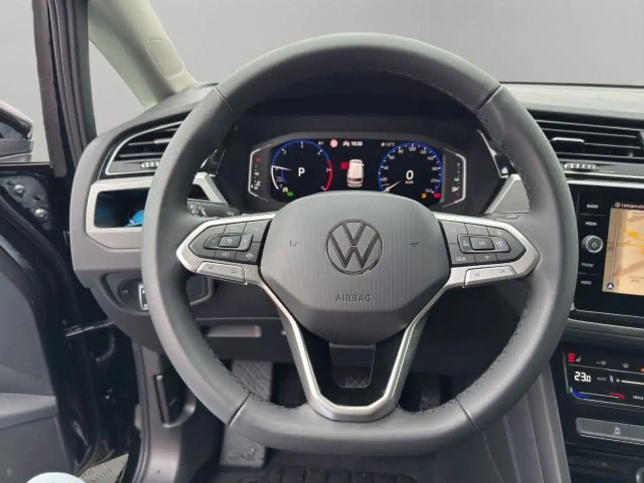Volkswagen Touran 10