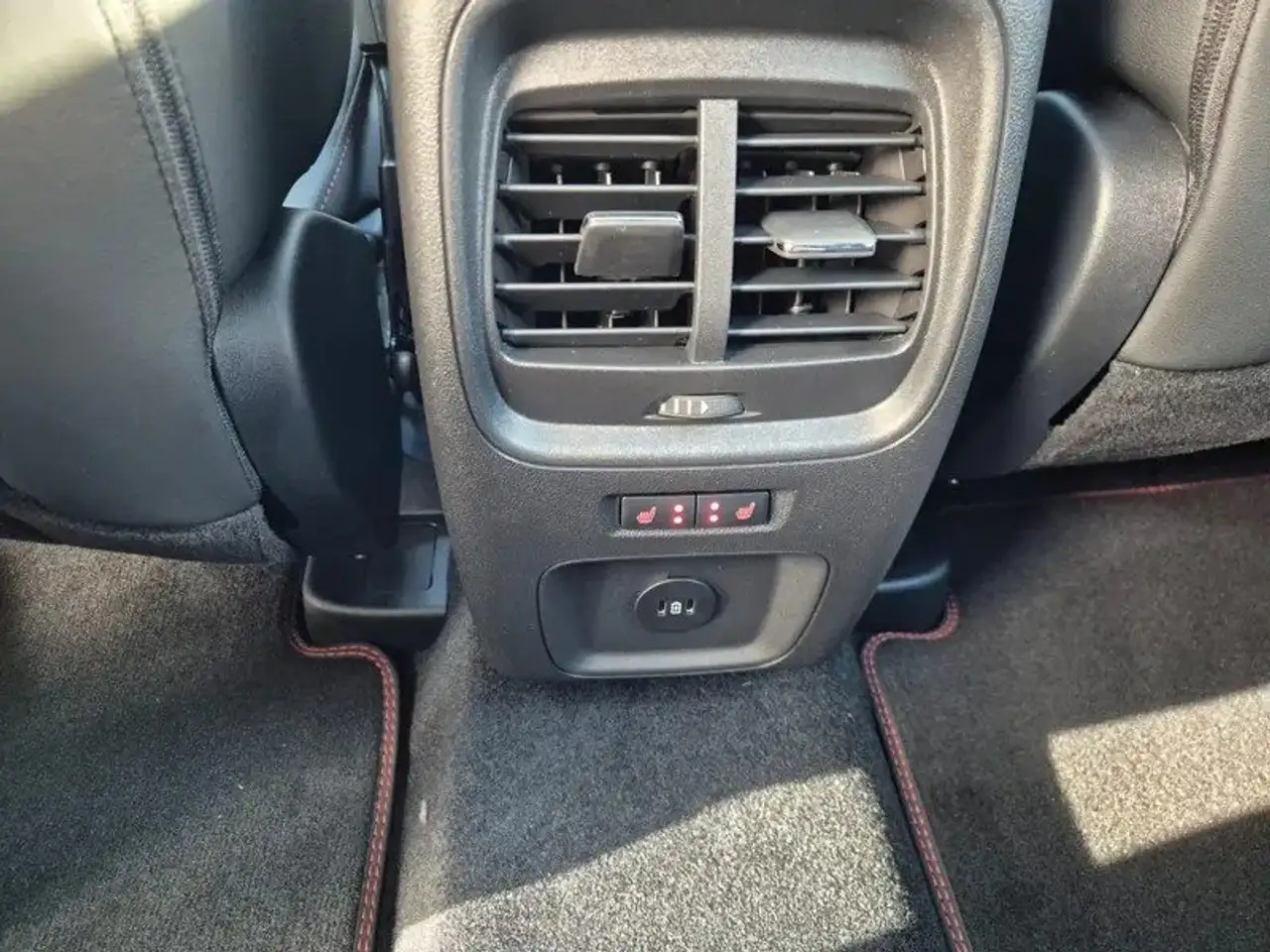 Ford Kuga 12