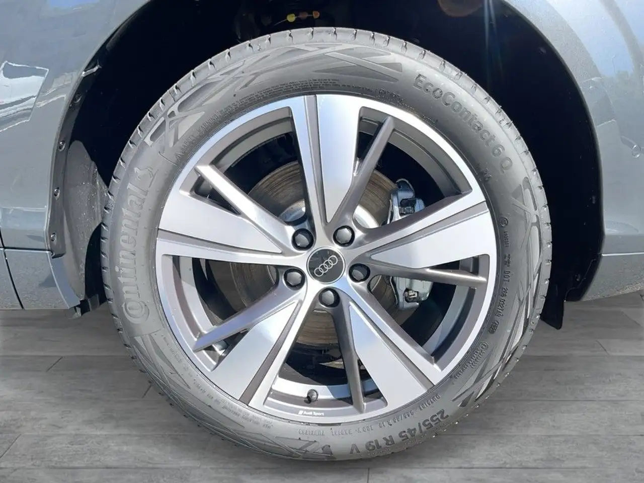Audi Q3 7