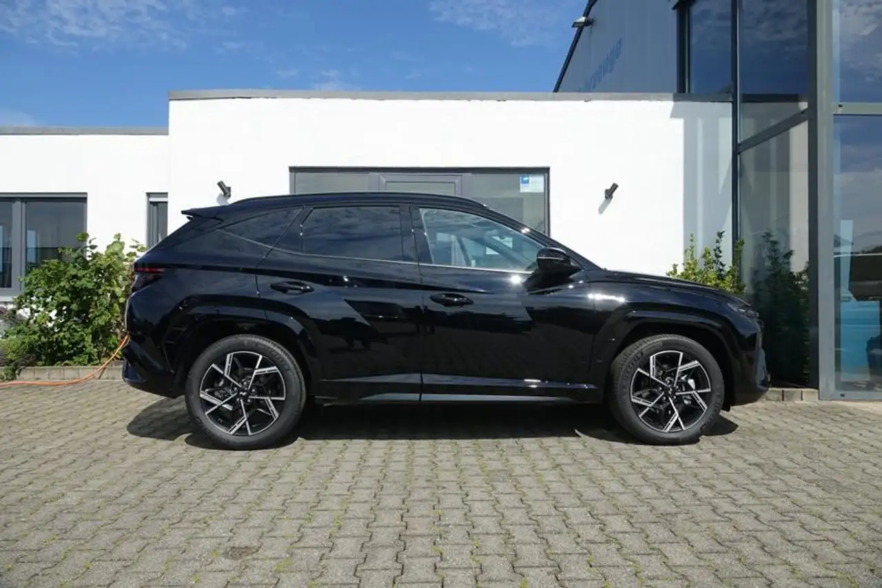 Hyundai TUCSON 2