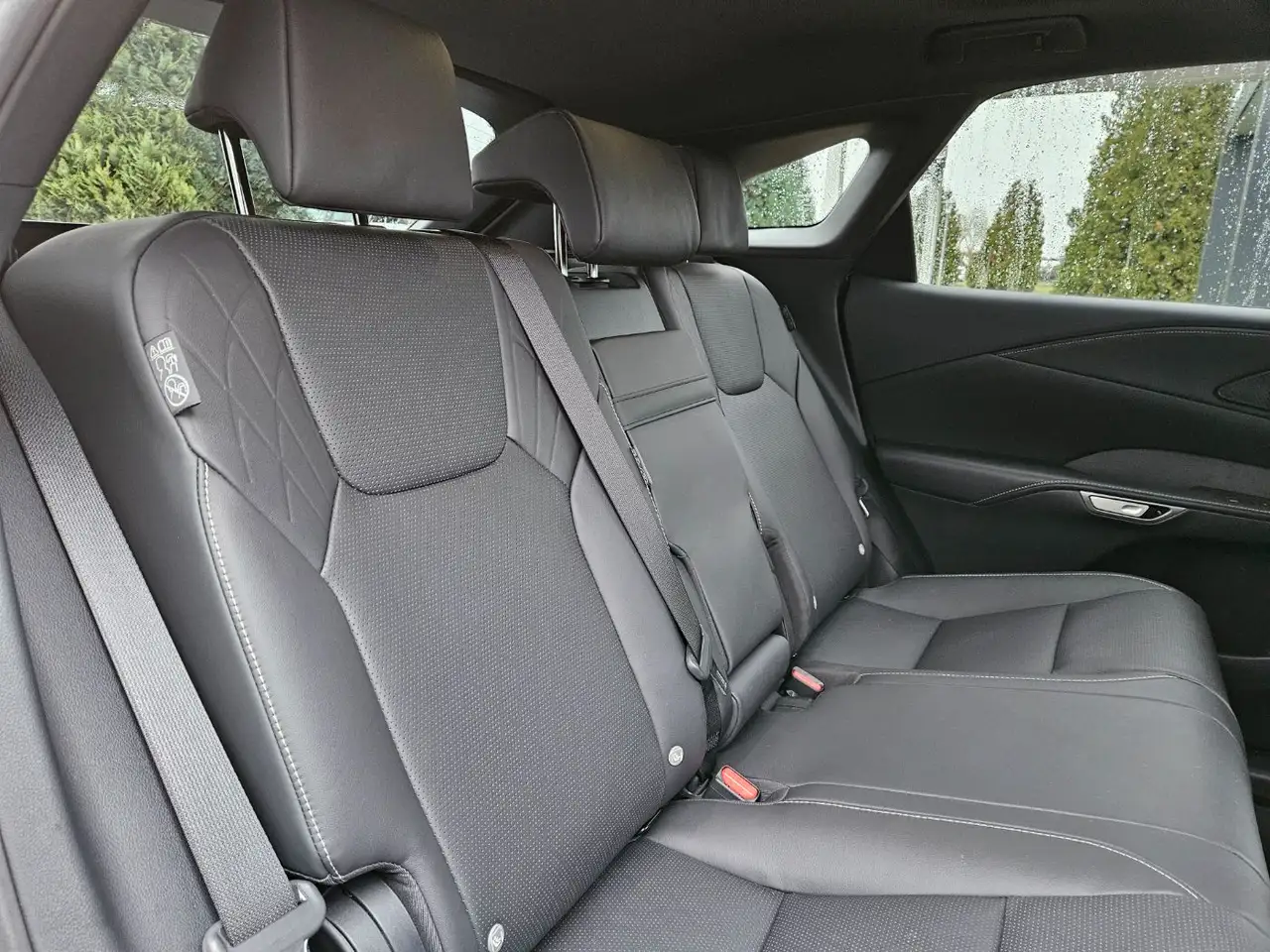 Lexus RX 10