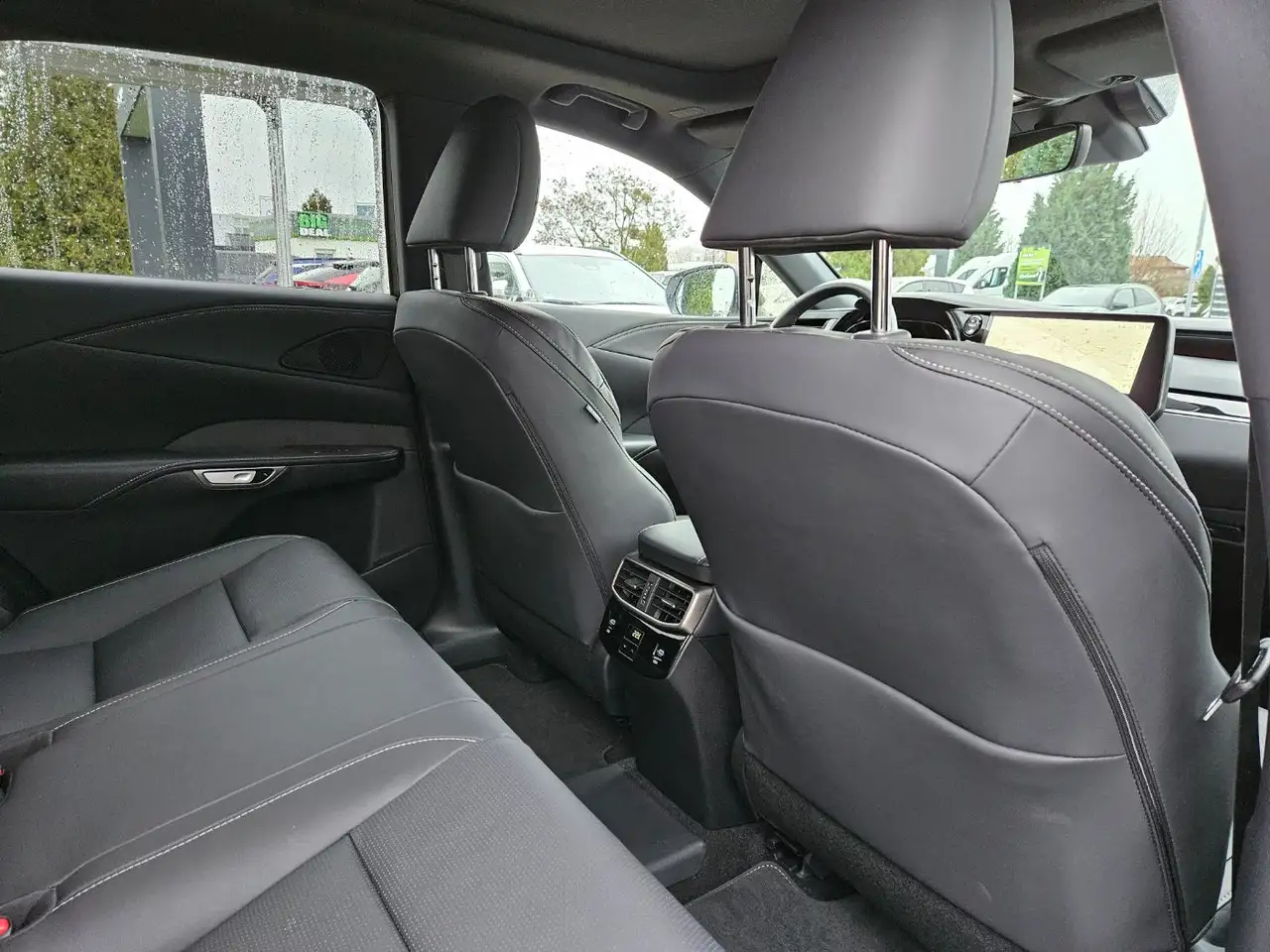 Lexus RX 11