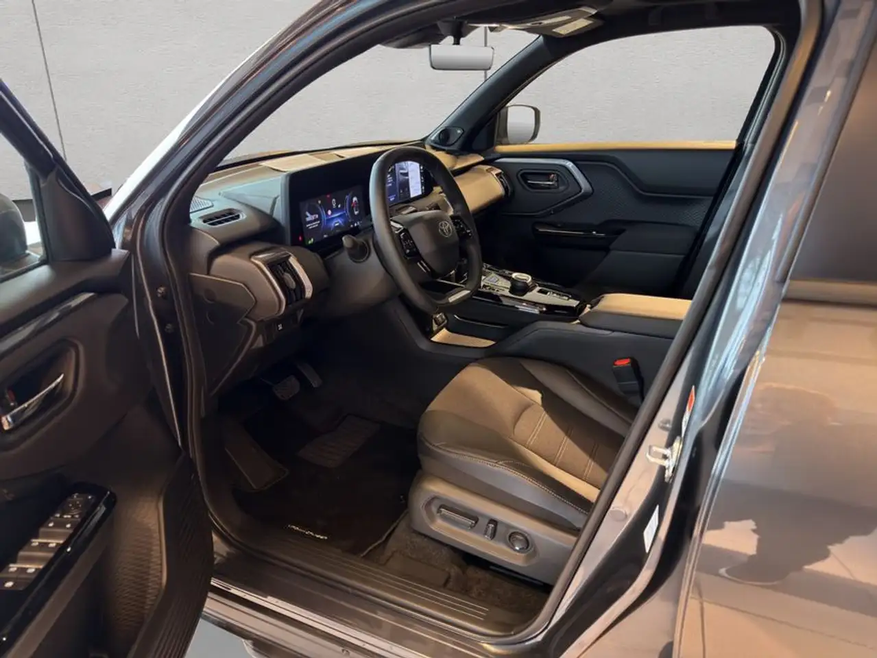 Toyota Urban 9