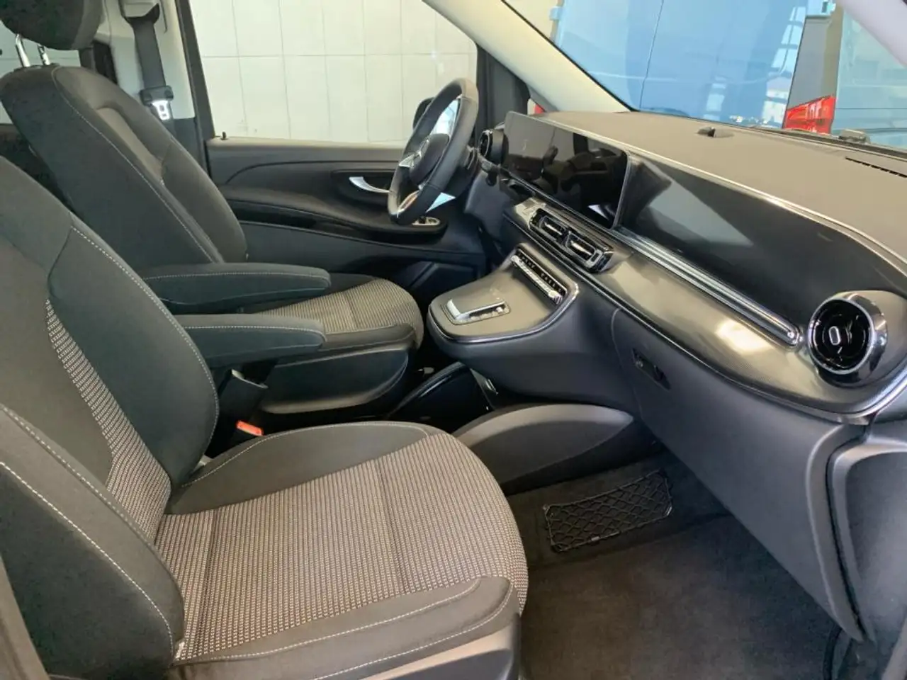 Mercedes-Benz V 250 6