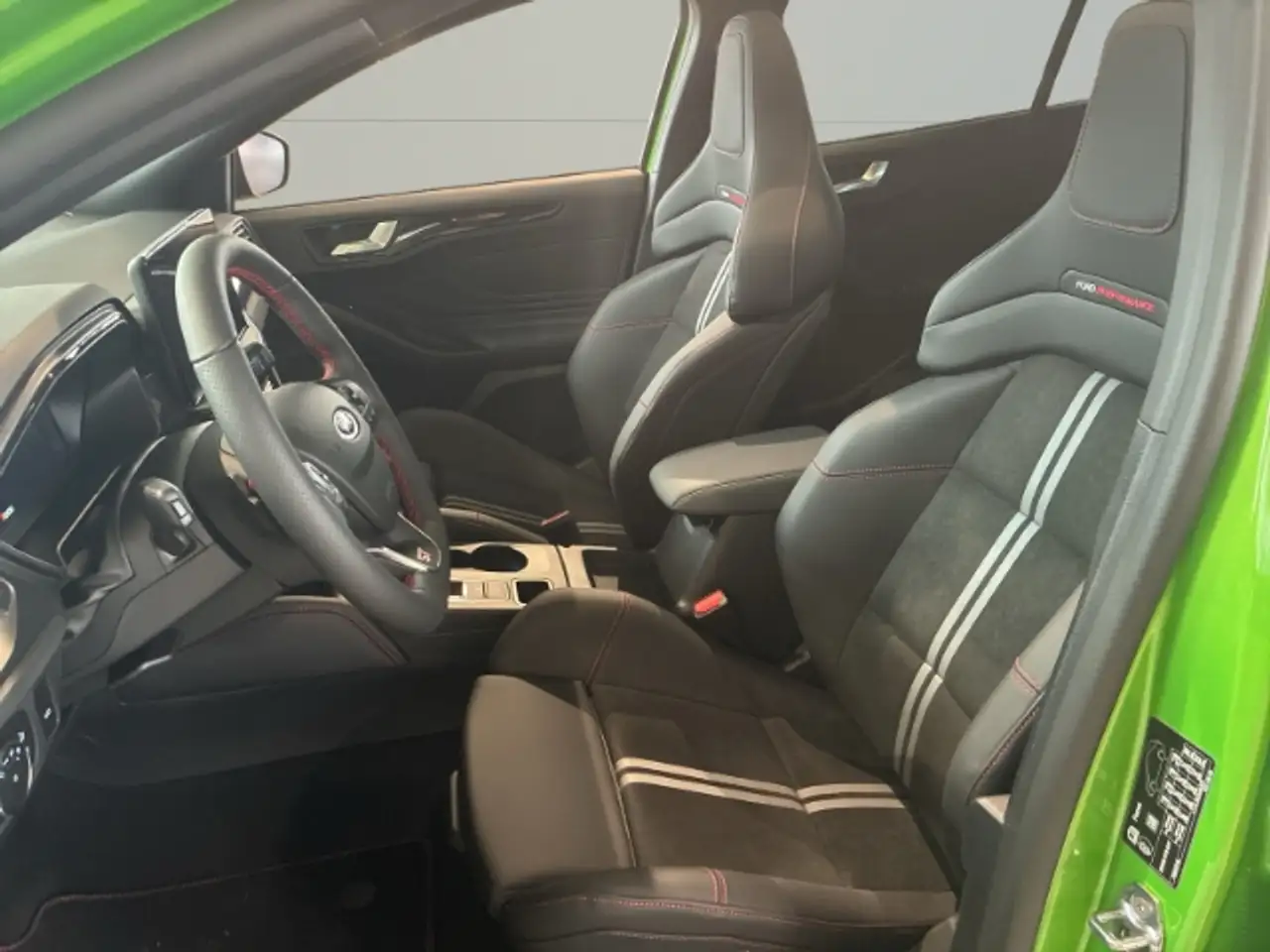 Ford Focus 10