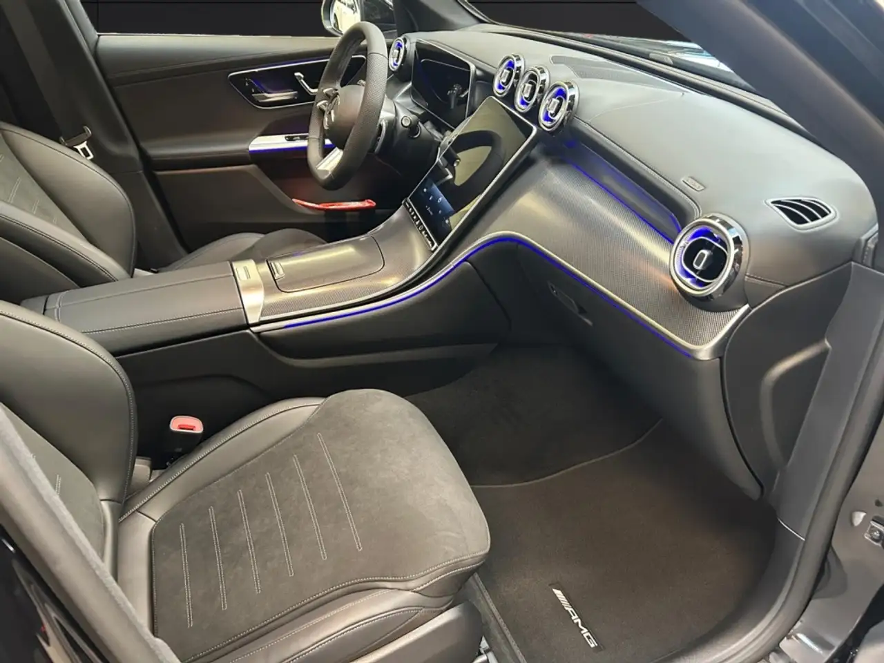 Mercedes-Benz GLC 300 6