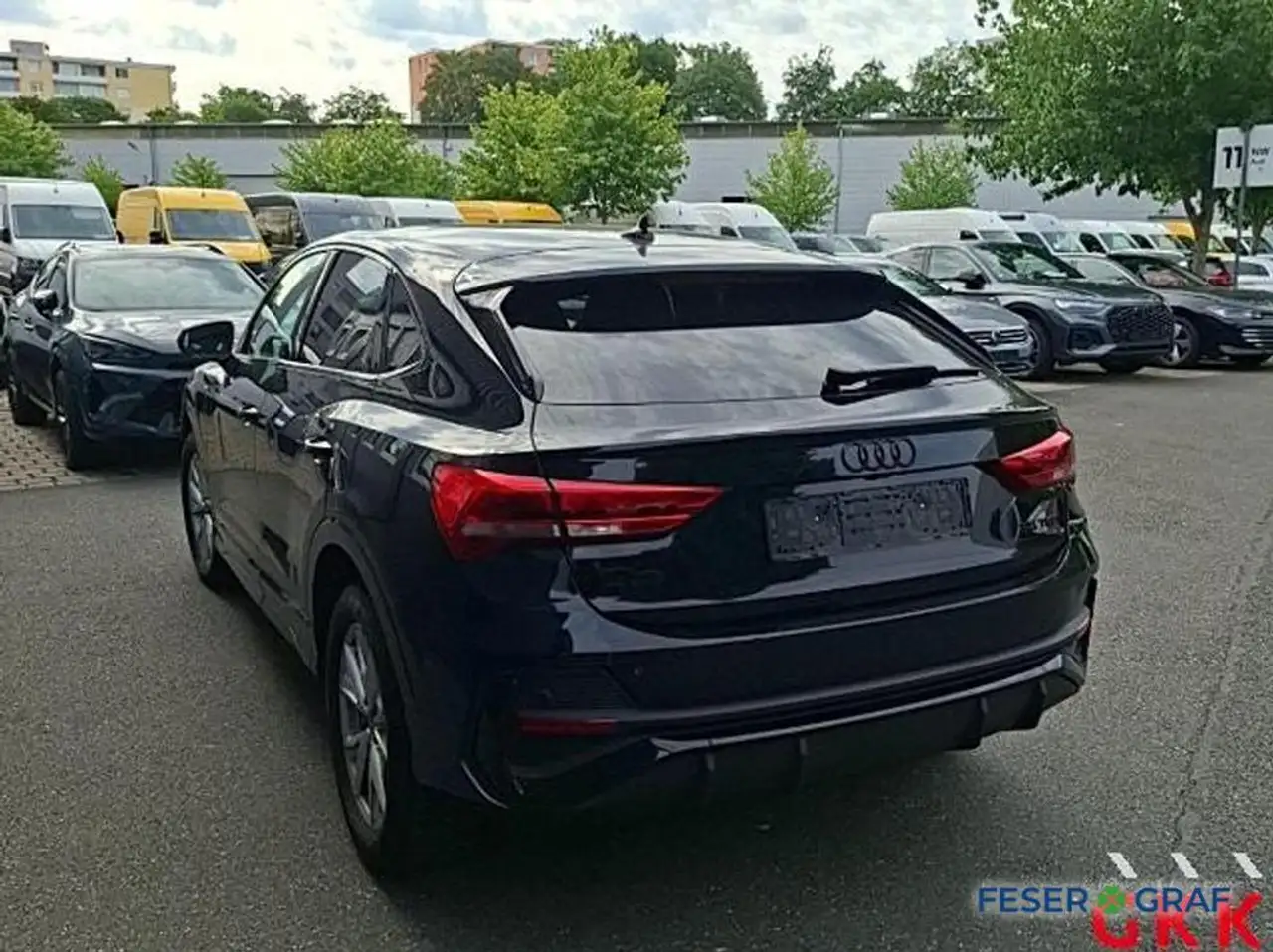 Audi Q3 4