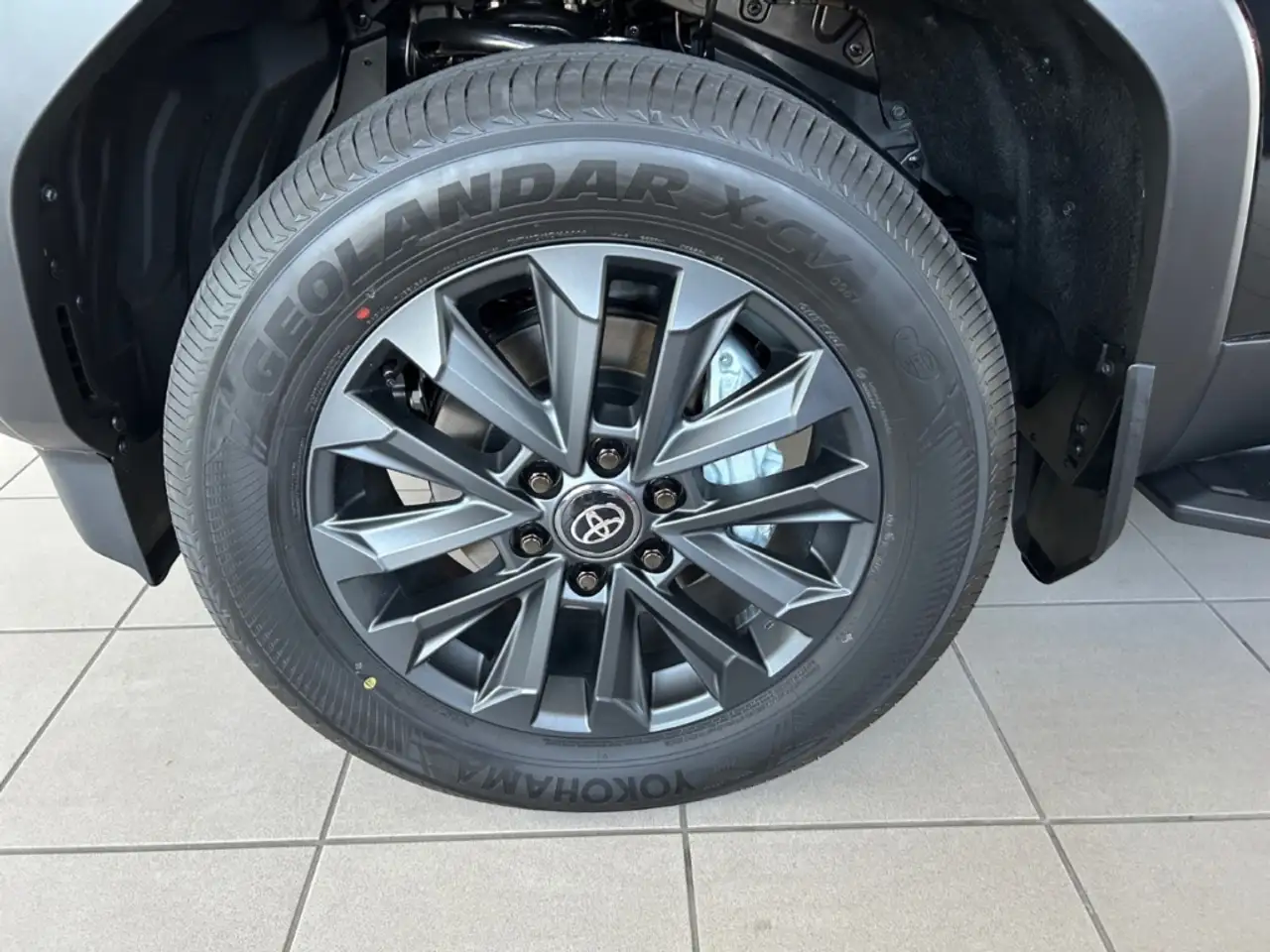 Toyota Land Cruiser 8