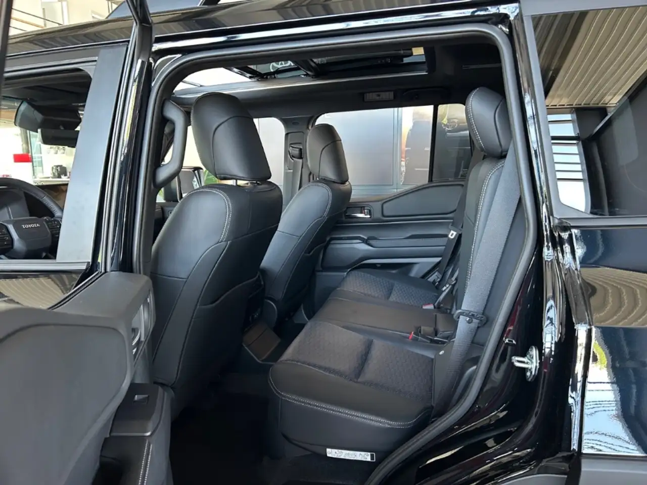 Toyota Land Cruiser 10