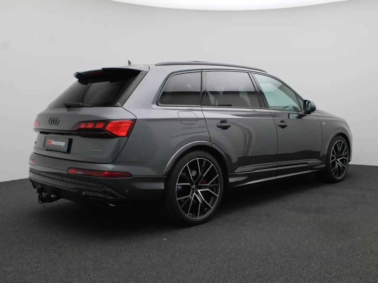 Audi Q7 5