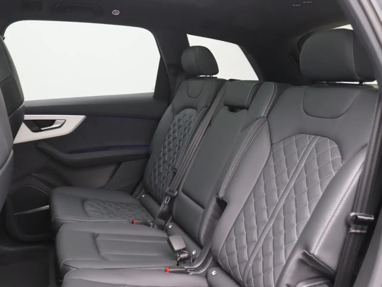 Audi Q7 13