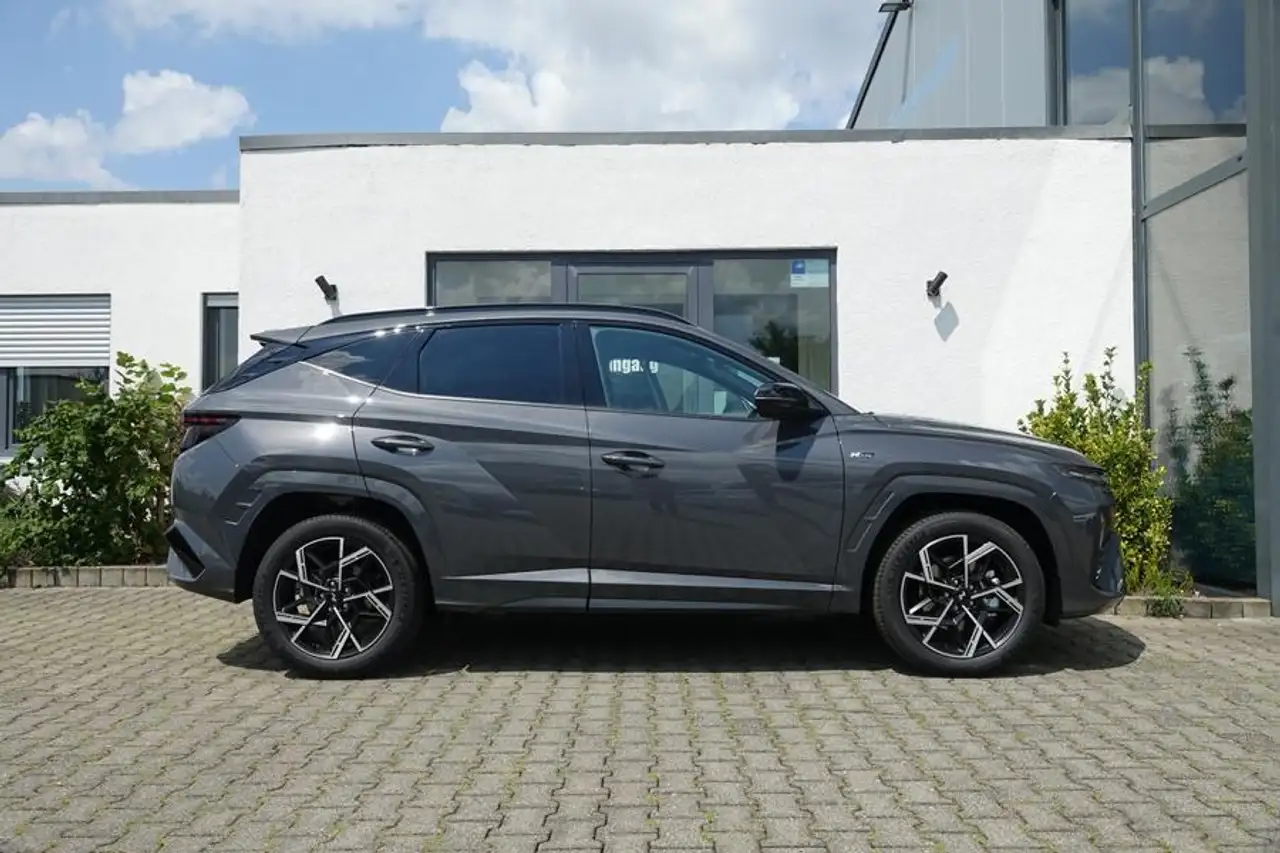 Hyundai TUCSON 2