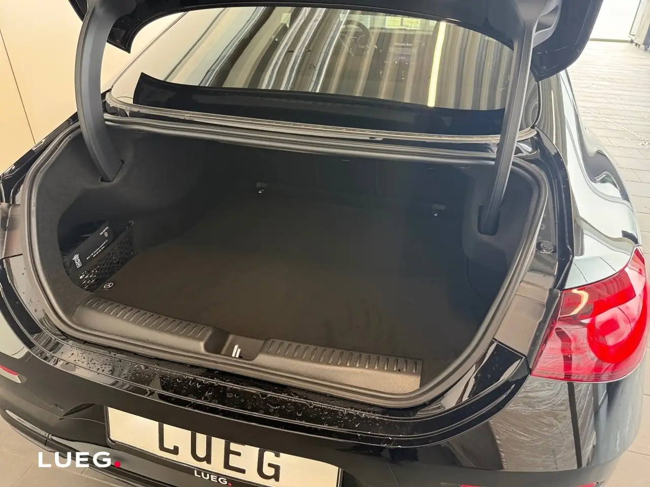 Mercedes-Benz CLA 200 16