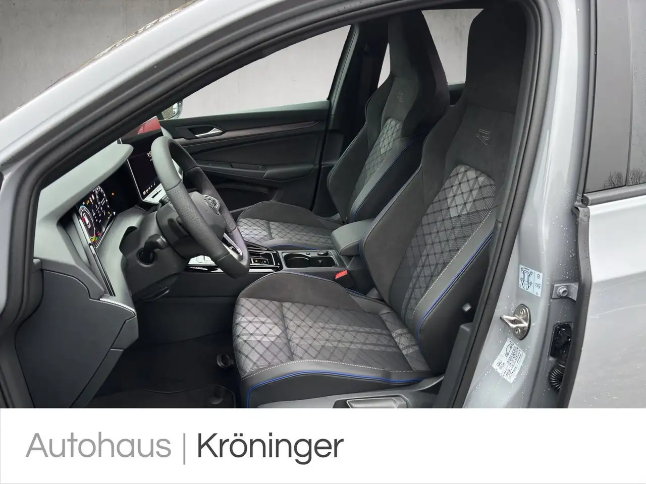 Volkswagen Golf VIII 7