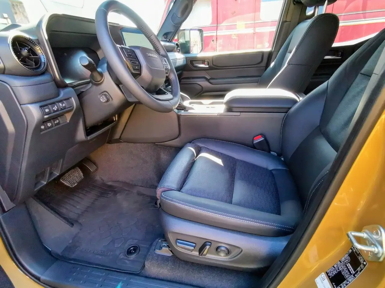 Toyota Land Cruiser 6