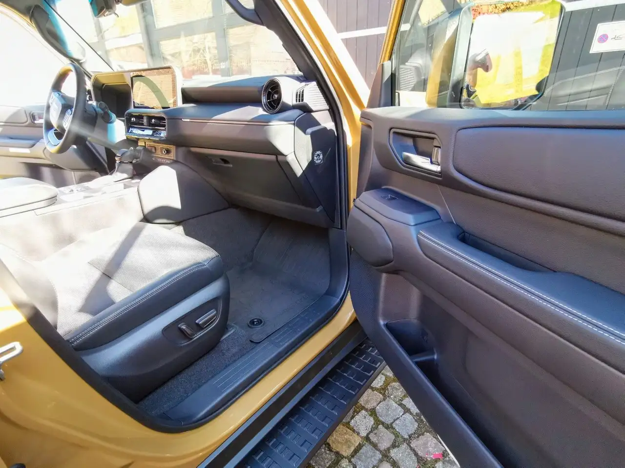 Toyota Land Cruiser 12