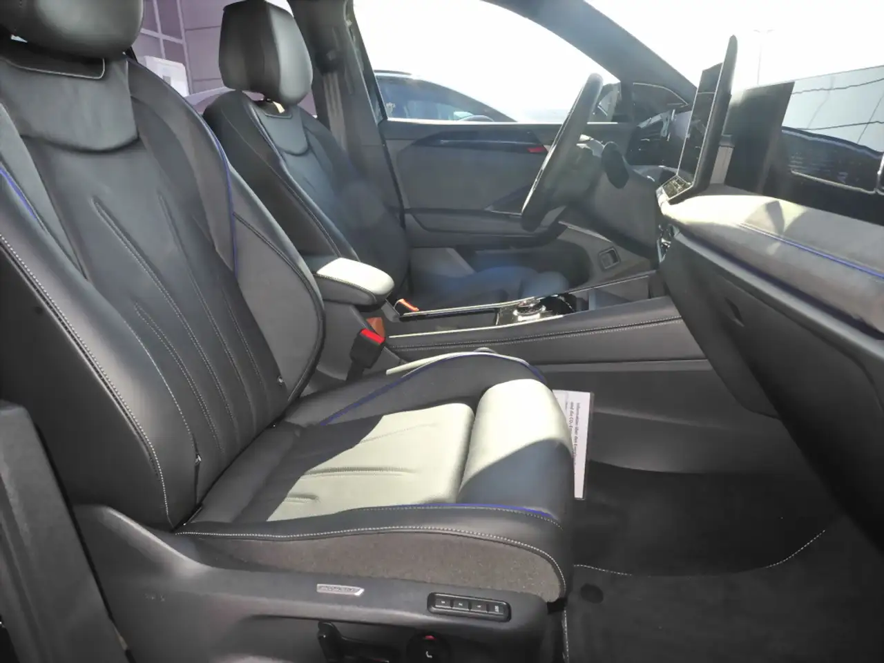 Volkswagen Tiguan 8