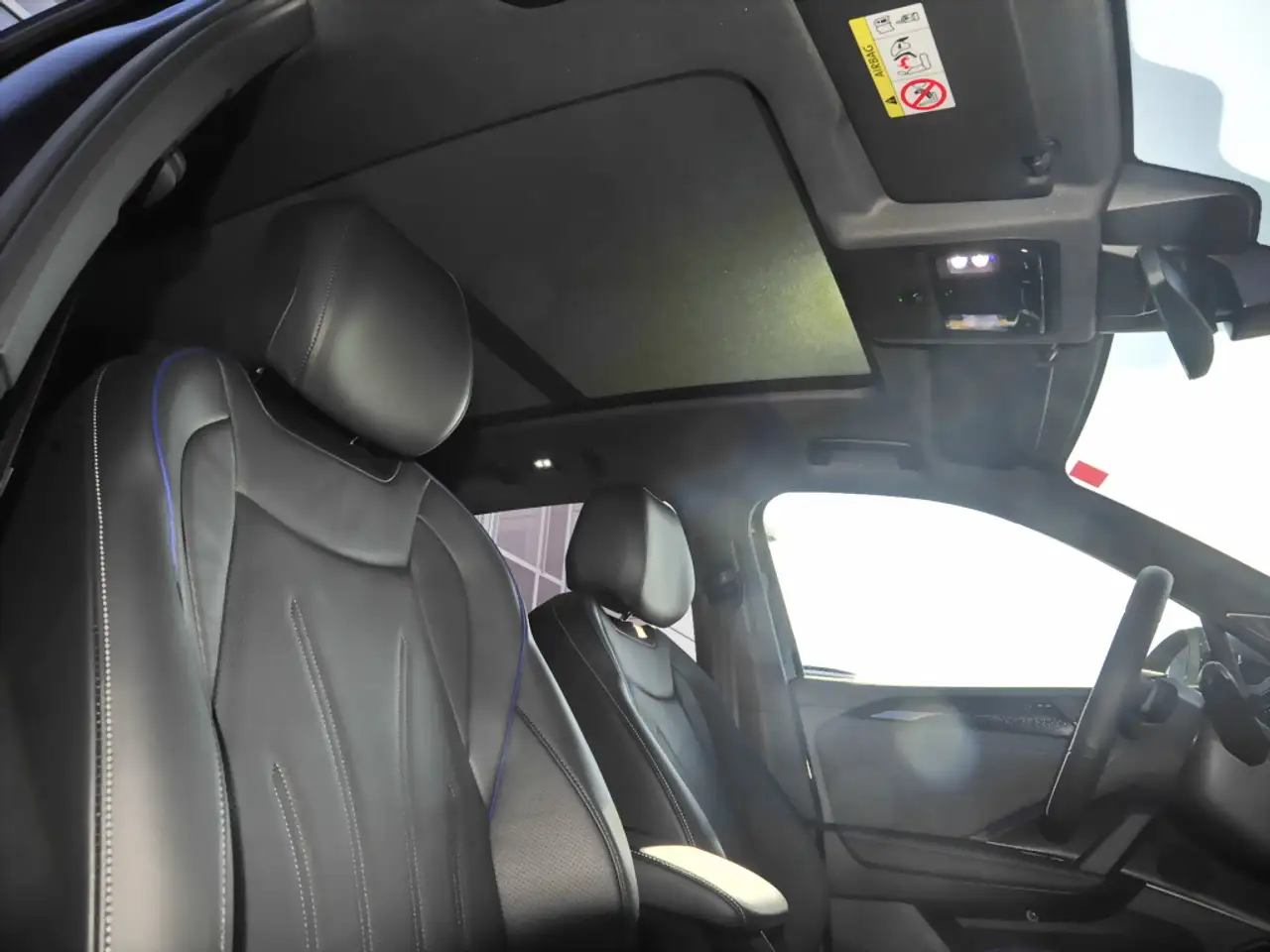 Volkswagen Tiguan 9