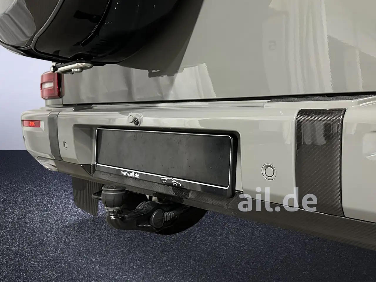 Mercedes-Benz G 63 13