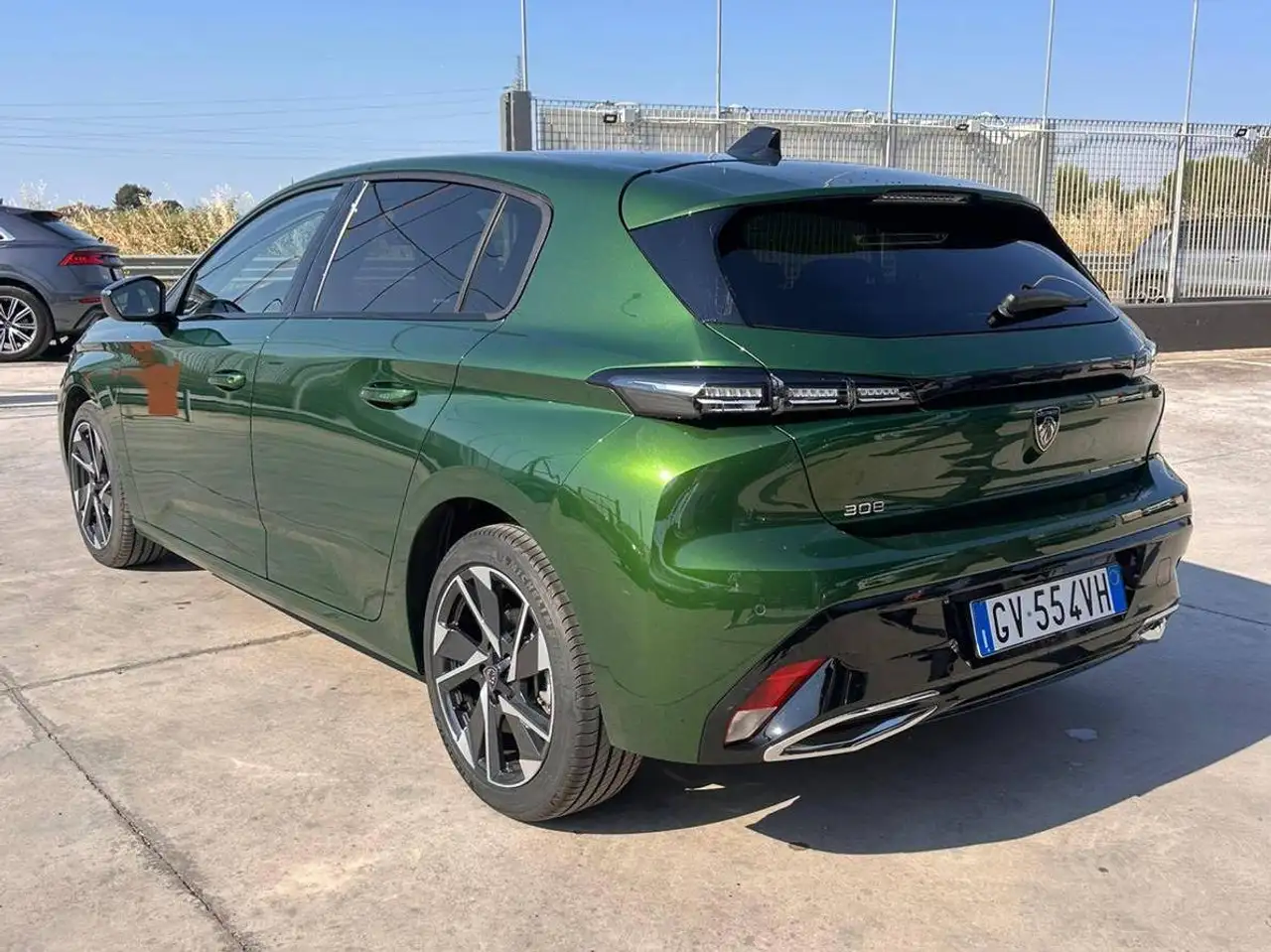 Peugeot 308 4