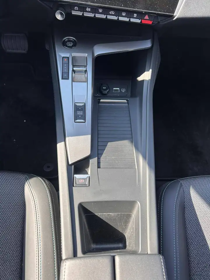 Peugeot 308 10