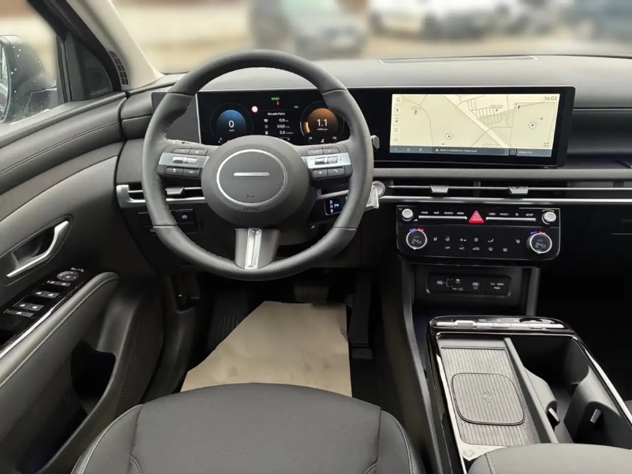 Hyundai TUCSON 10