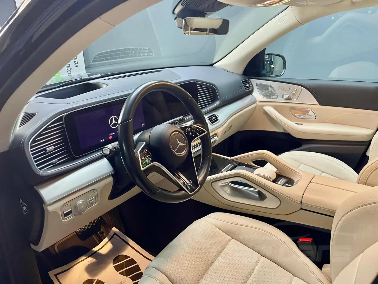 Mercedes-Benz GLE 300 8