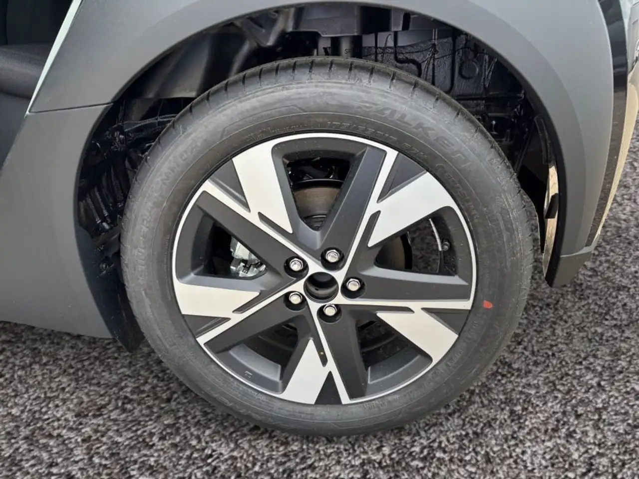 Toyota Aygo X 9