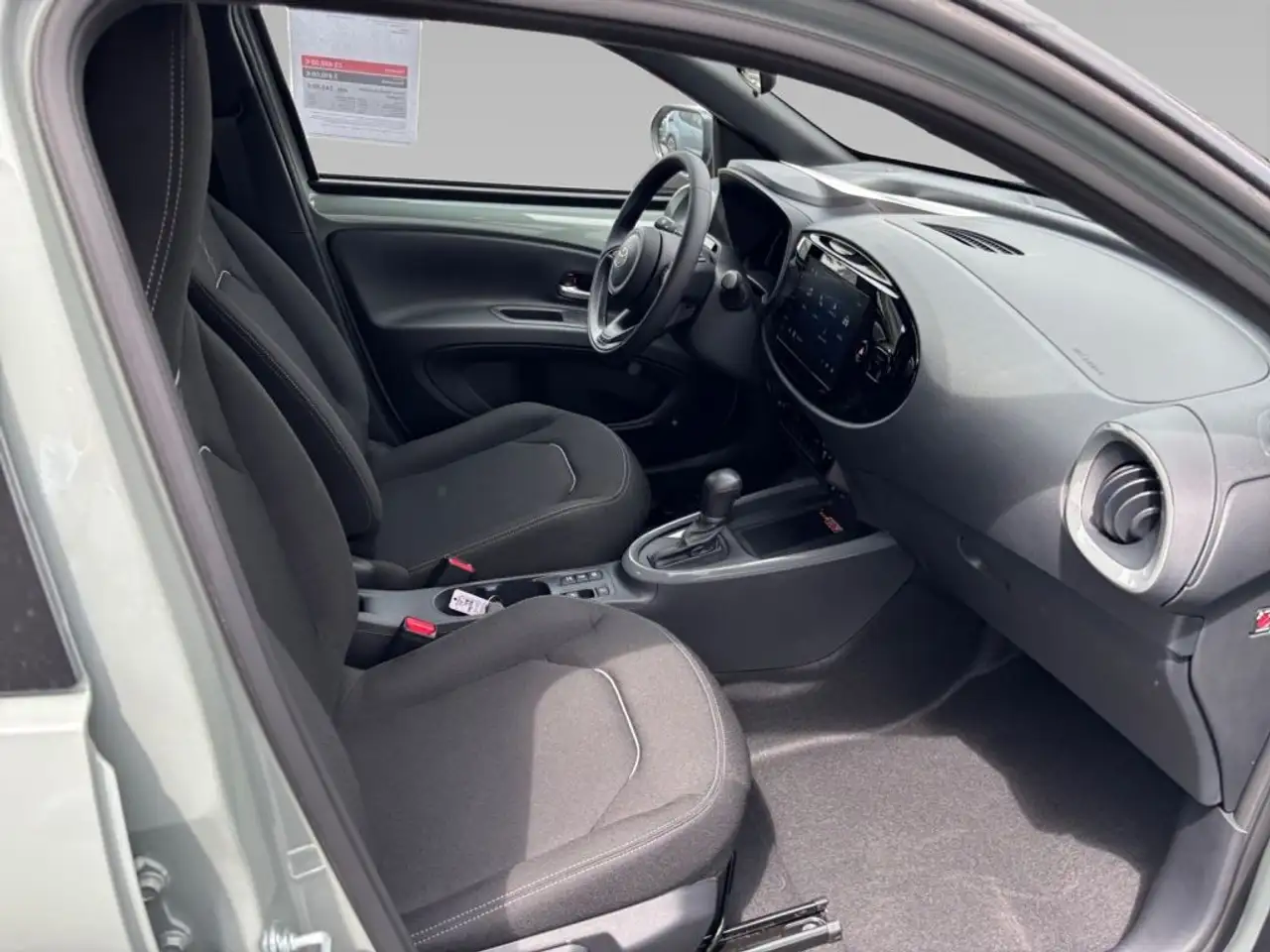 Toyota Aygo X 15