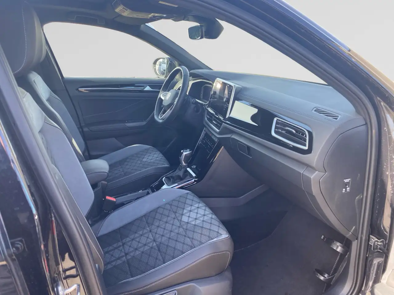 Volkswagen T-Roc 5