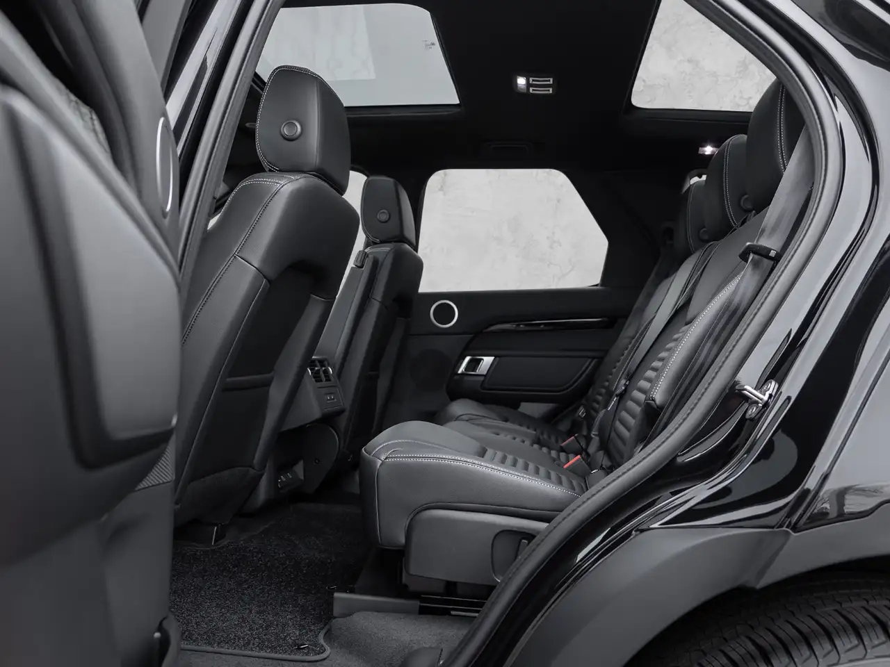 Land Rover Discovery 6