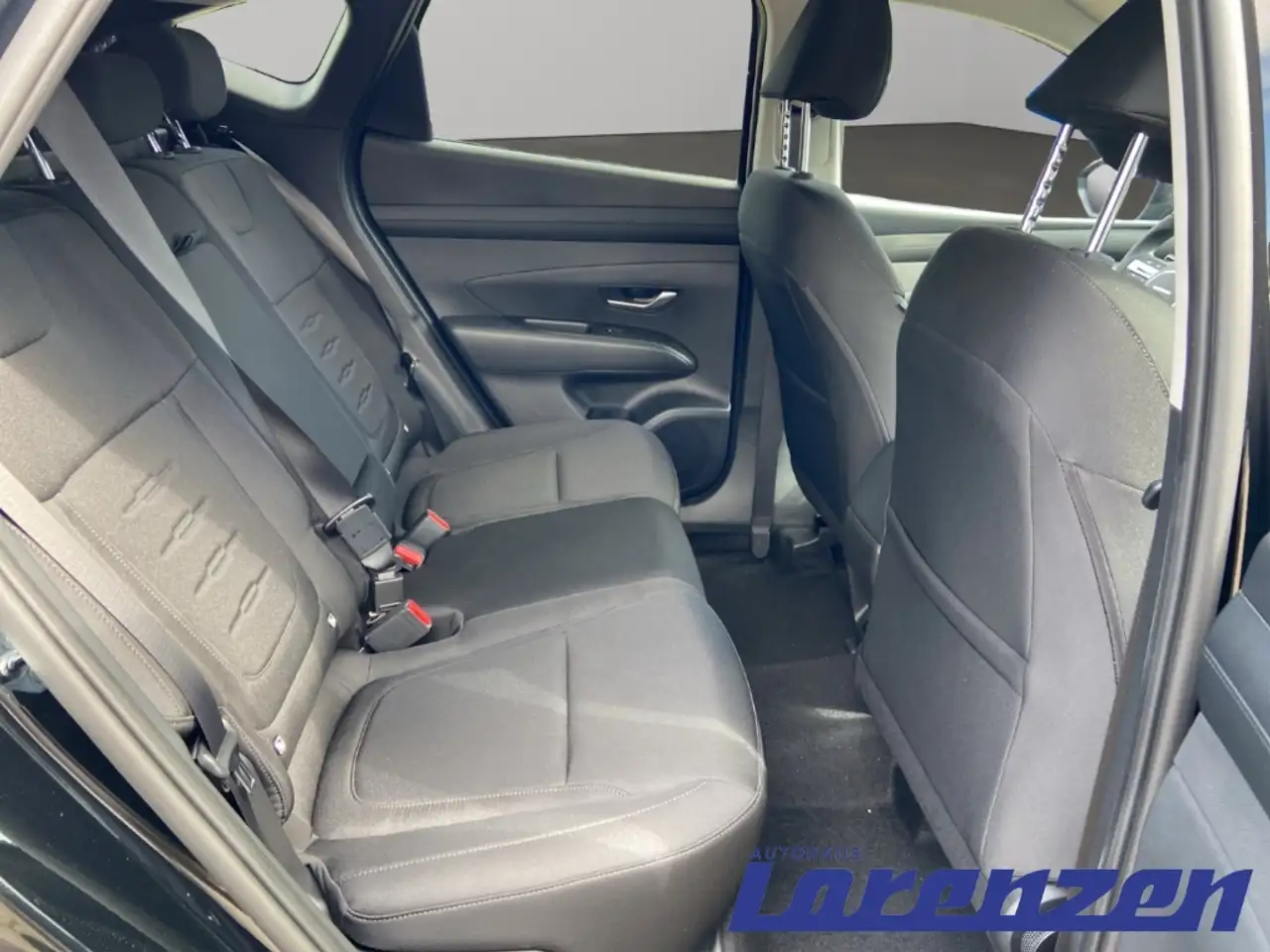 Hyundai TUCSON 10