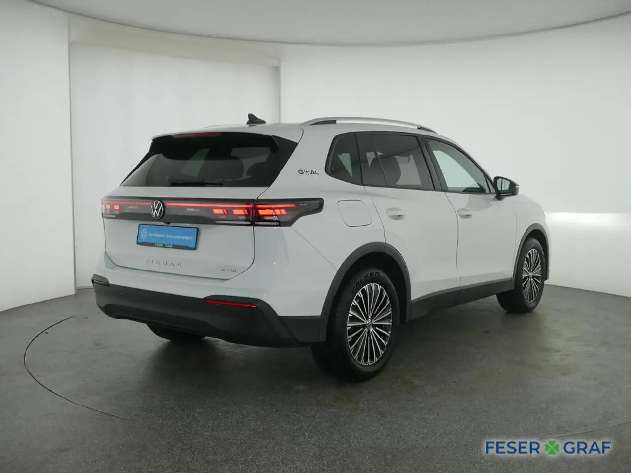 Volkswagen Tiguan 6
