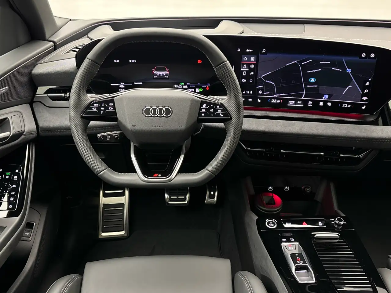 Audi Q6 8
