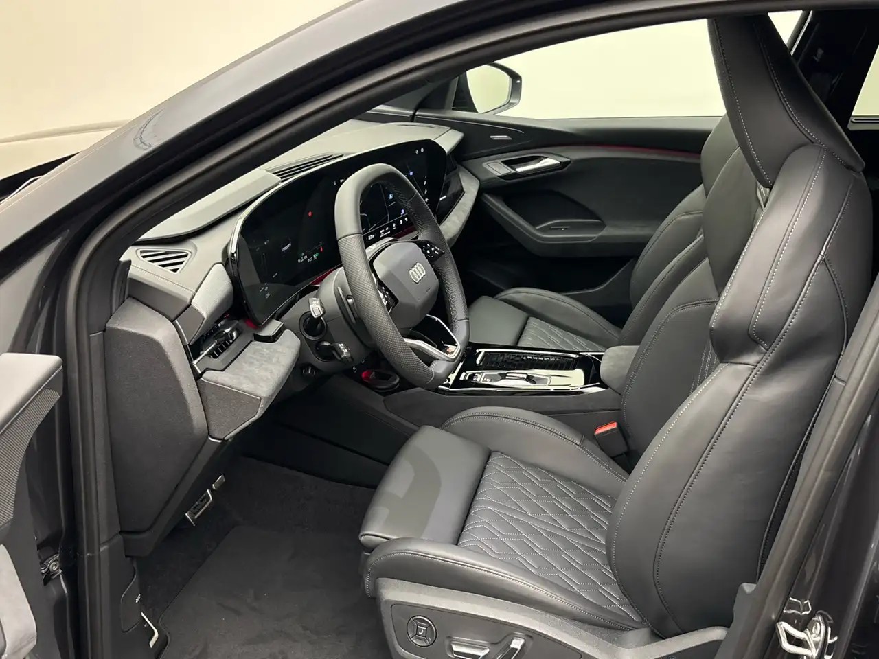 Audi Q6 9