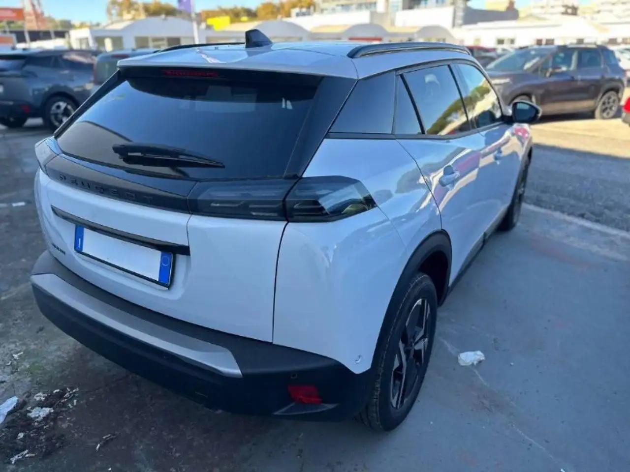 Peugeot 2008 4