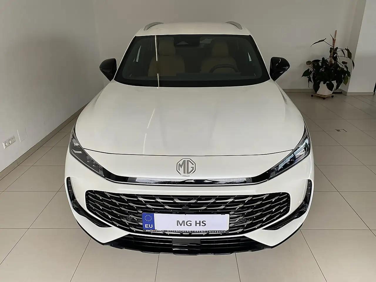 MG HS Hybrid+ 2