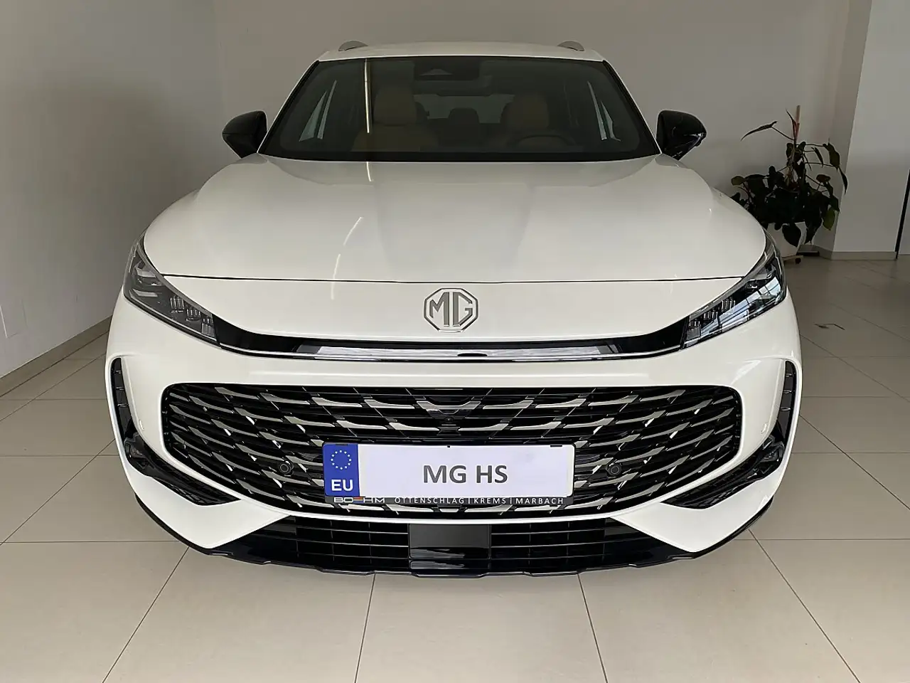 MG HS Hybrid+ 3